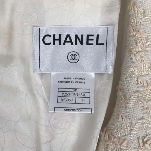 CHANEL AUTHENTIC tweed coat & skirt set - Picture 4 of 8